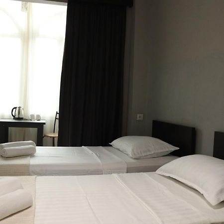 Erekle 8/10 Appartement Tbilisi Buitenkant foto