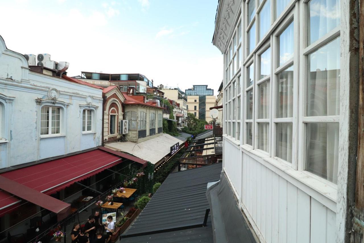 Erekle 8/10 Appartement Tbilisi Buitenkant foto
