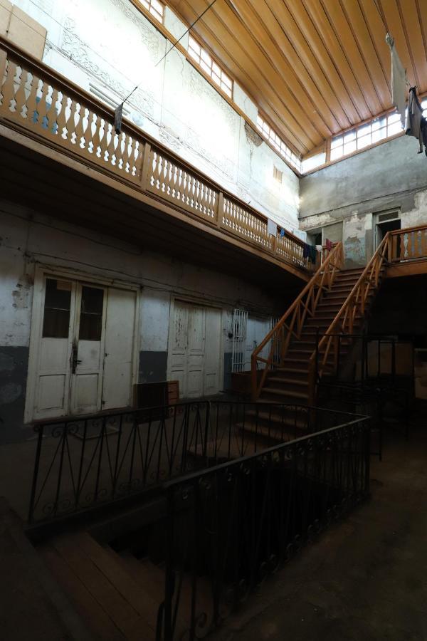 Erekle 8/10 Appartement Tbilisi Buitenkant foto