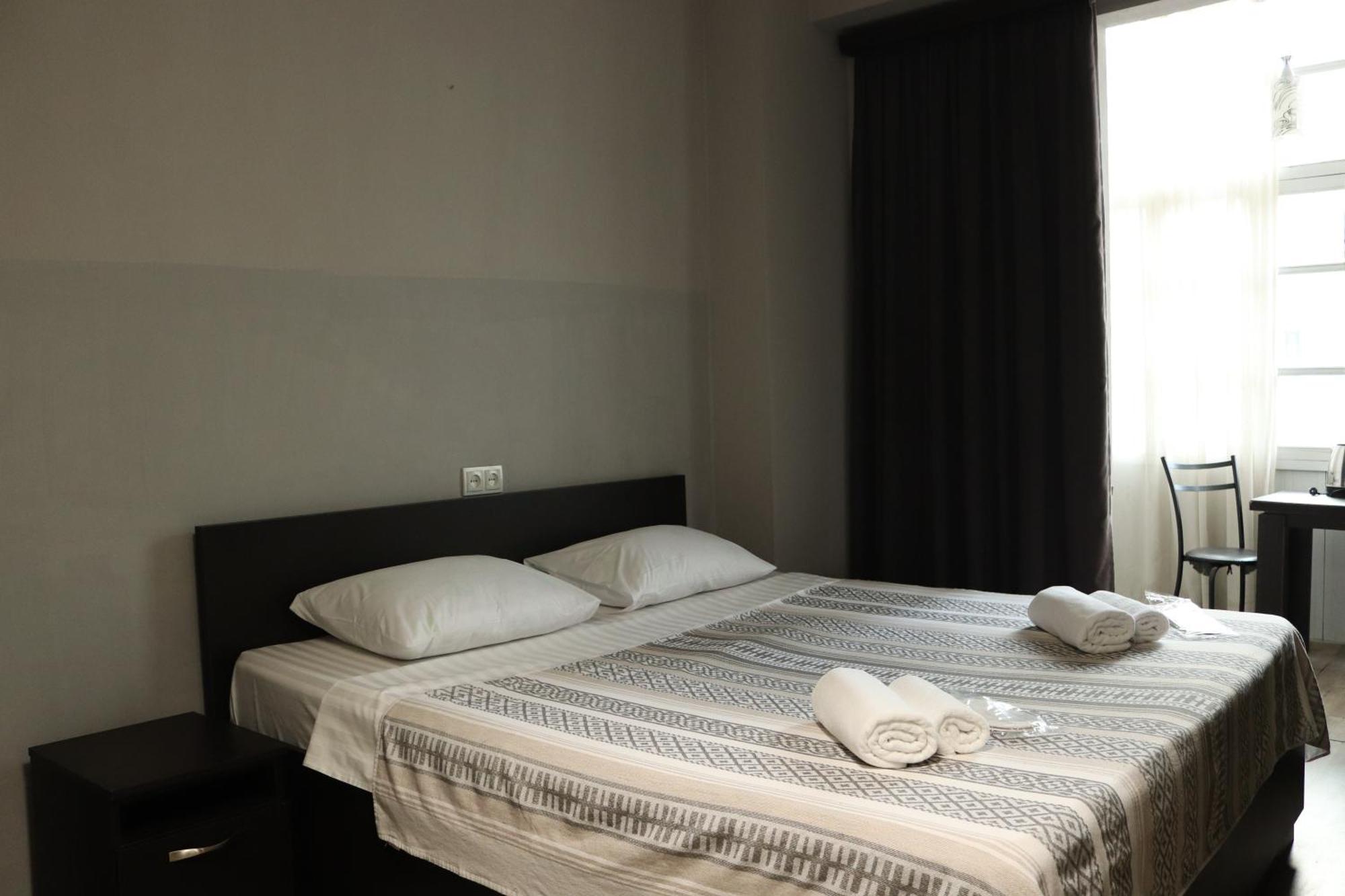 Erekle 8/10 Appartement Tbilisi Buitenkant foto